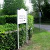 Sleeve System   Aluminium Arched Directional Sign
